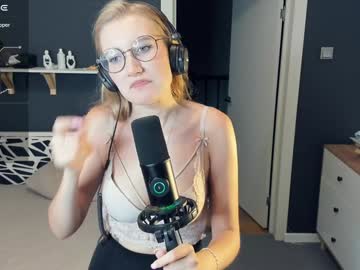 girl Free Sex Cams with mind_of_heart