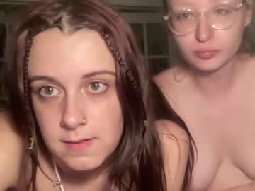 couple Free Sex Cams with cherryandbailey