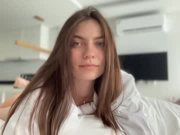 girl Free Sex Cams with kattyyy_catt