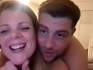 couple Free Sex Cams with nudgemanalice69