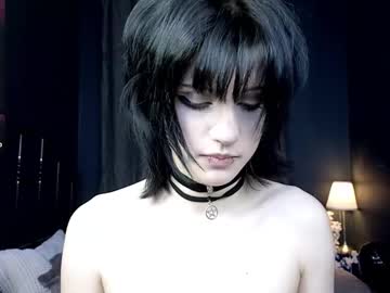 girl Free Sex Cams with dark_vamp_