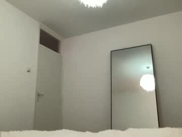 girl Free Sex Cams with seraveraxo