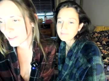 couple Free Sex Cams with sillygirlsxx